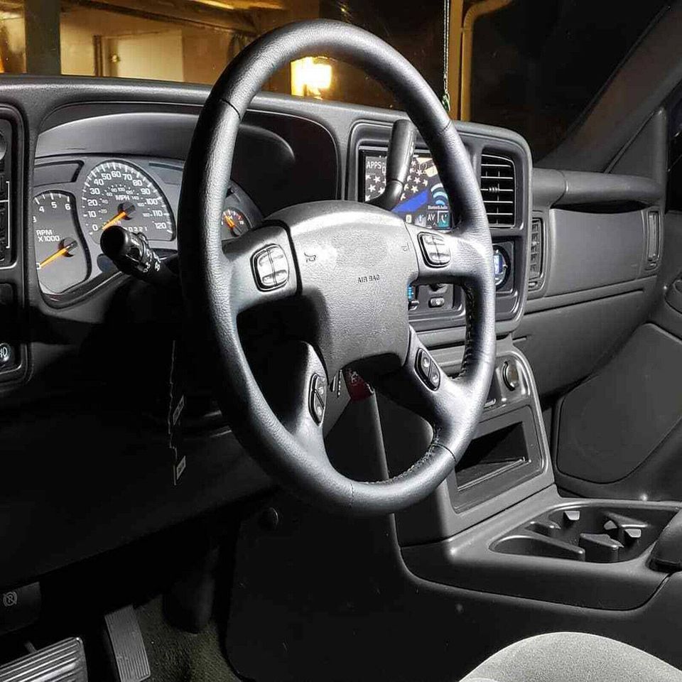 eSynic Steering Wheel Radio Volume Control Switch Button Set For Silverado GMC Yukon